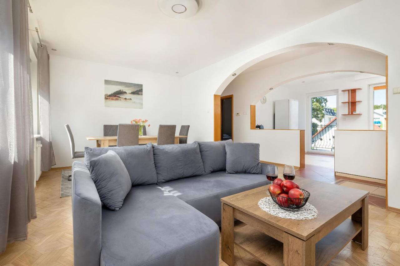 Bright & Spacious Family Apartment In Miedzyzdroje With Parking And 3 Balconies By Noclegi Renters Экстерьер фото