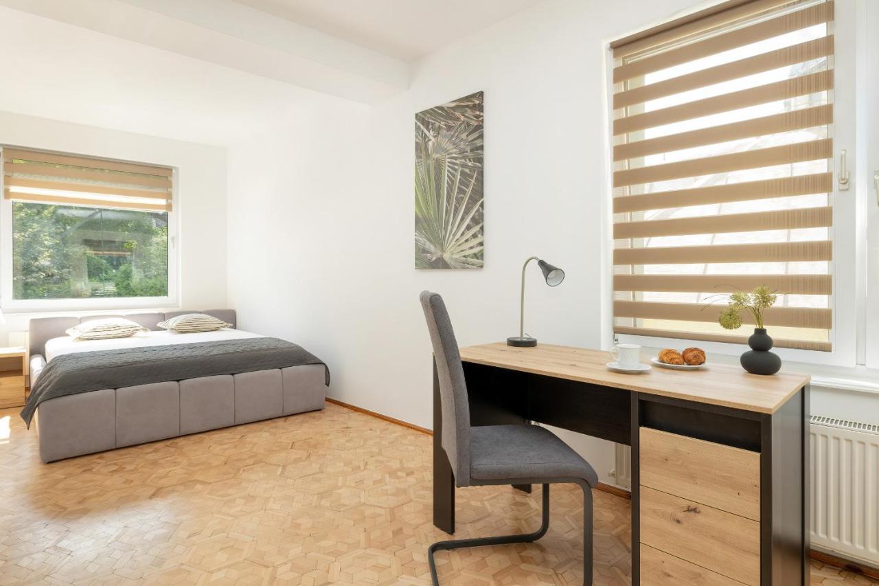 Bright & Spacious Family Apartment In Miedzyzdroje With Parking And 3 Balconies By Noclegi Renters Экстерьер фото